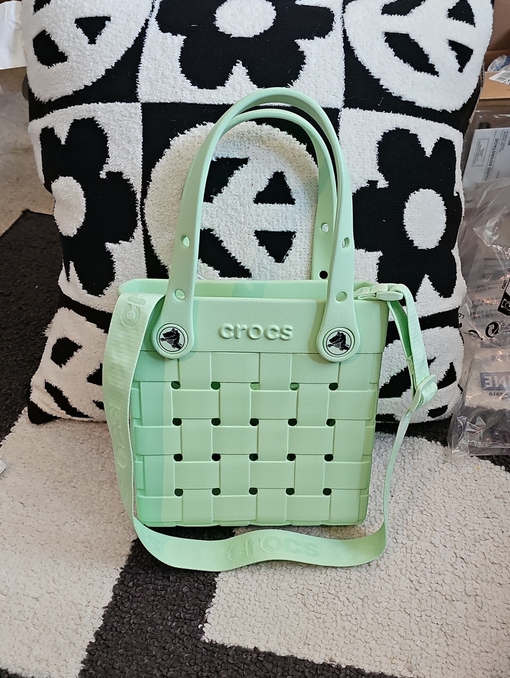 Crocs Serene Green Willow Woven Tote Bag